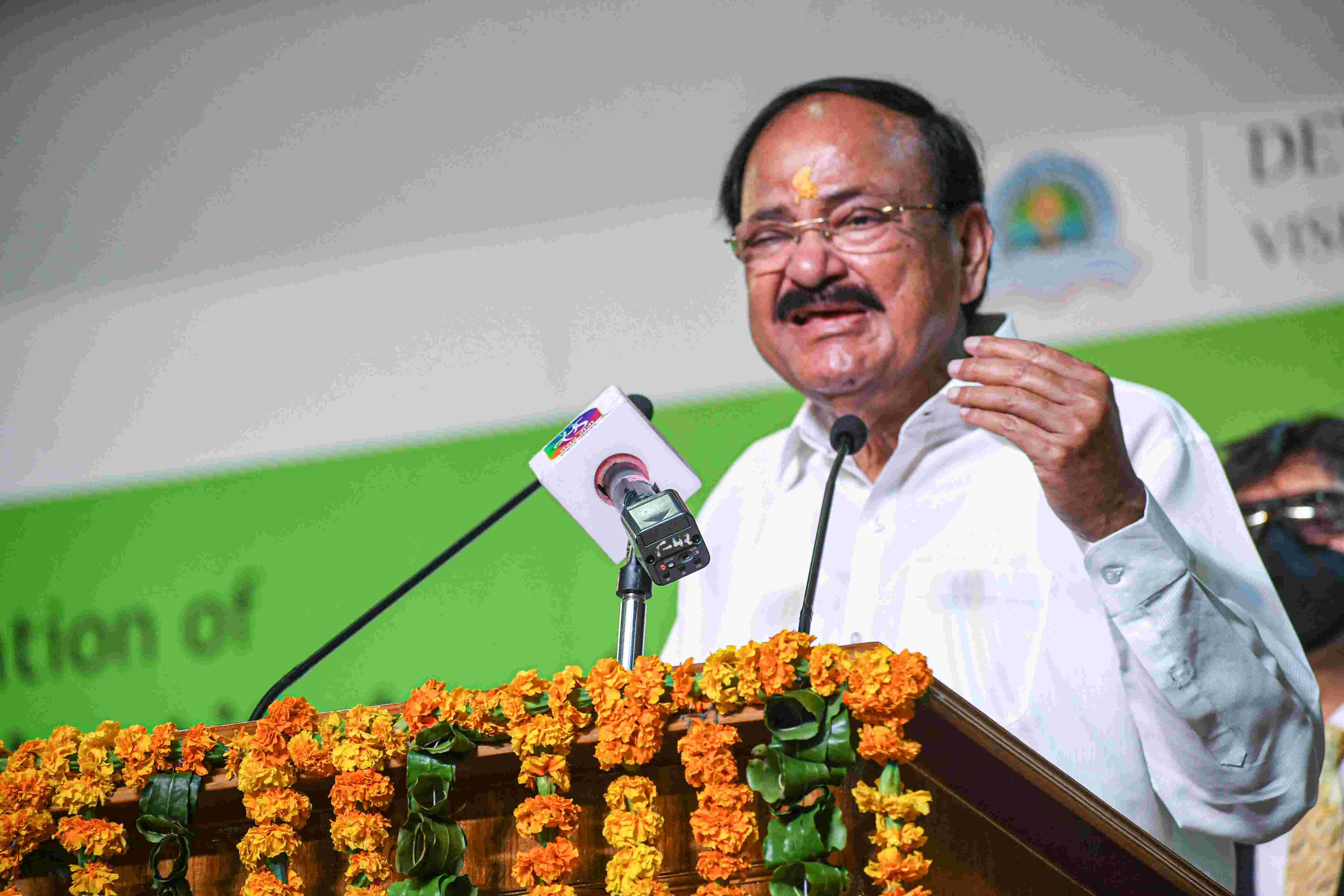 We must give up colonial mindset, take pride in Indian identity: Naidu
