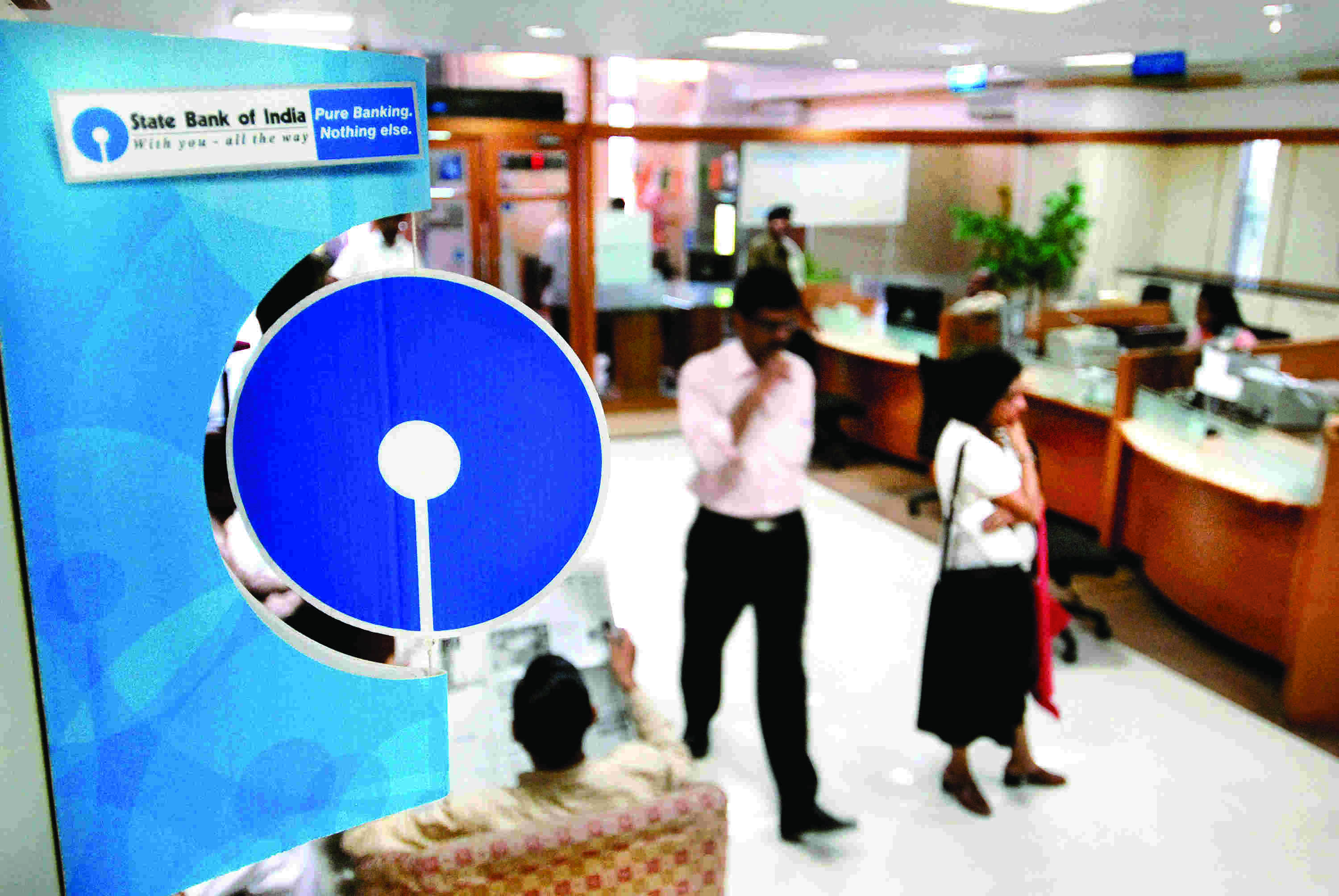 SBI lines-up 12 NPA accounts for sale to ARCs to recover dues of over `820 cr SBI lines-up 12 NPA accounts for sale to ARCs to recover dues of over `820 cr