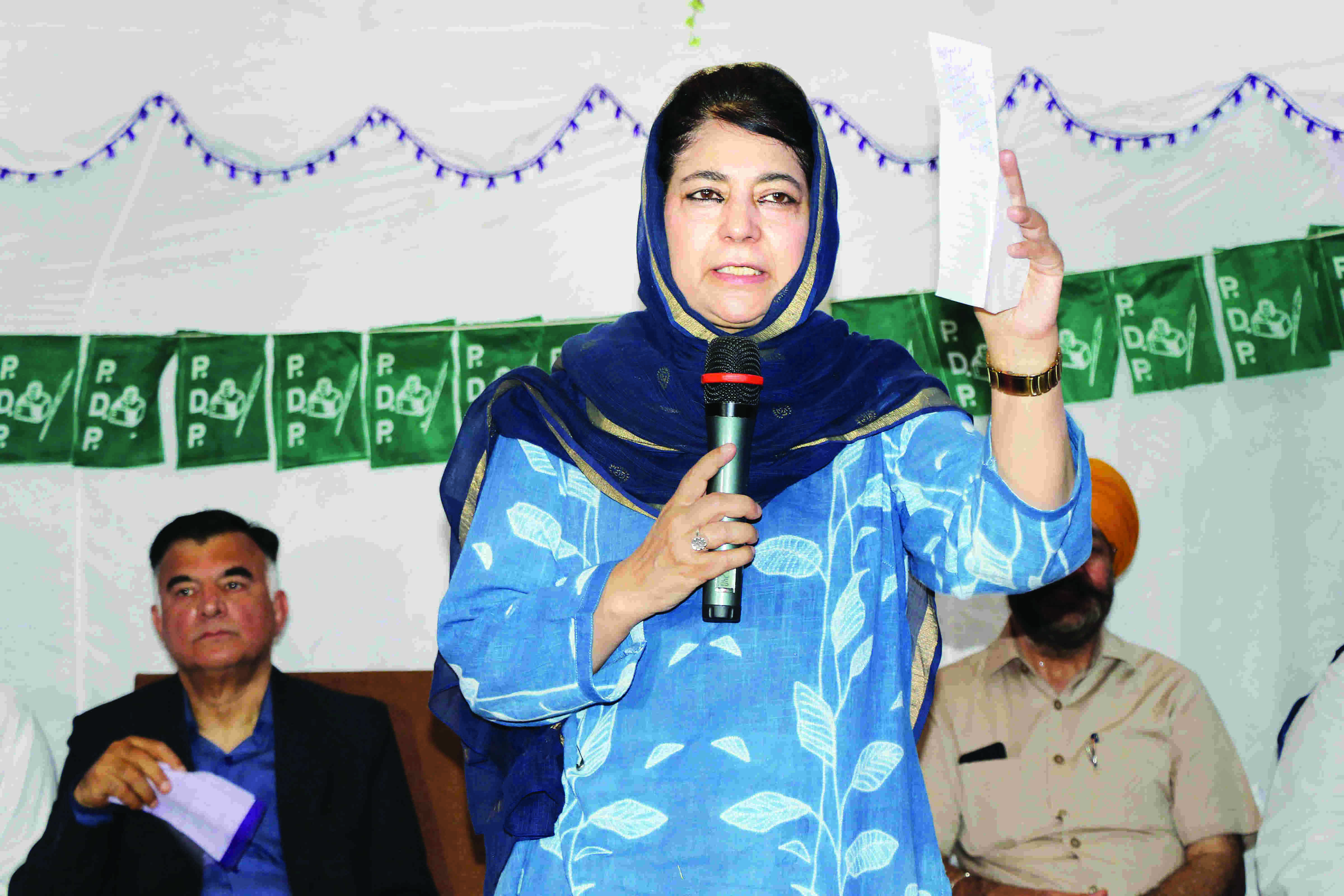 BJP pushing country towards another division: Mehbooba