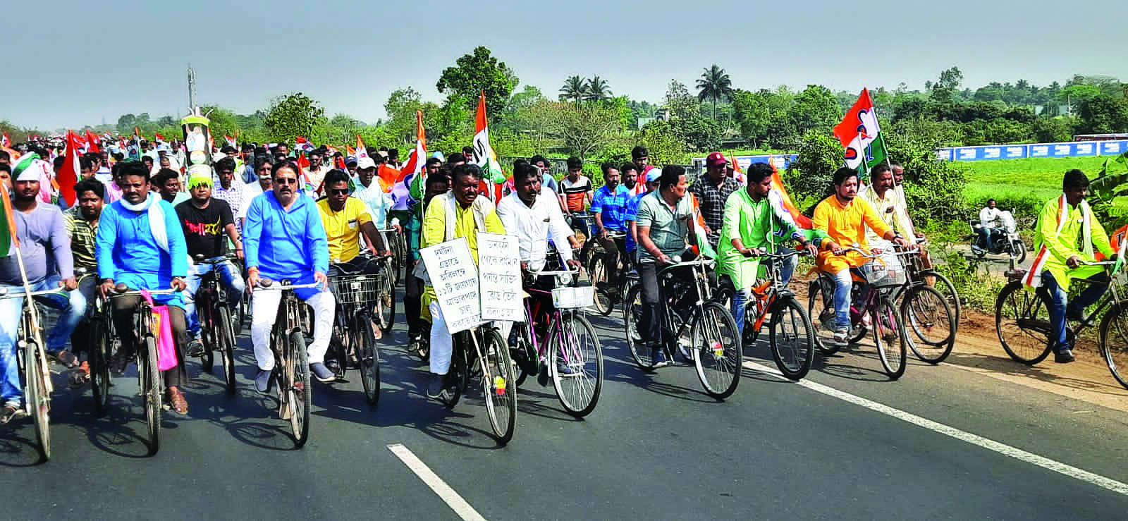Rally held to demand underpass Rally held to demand underpass