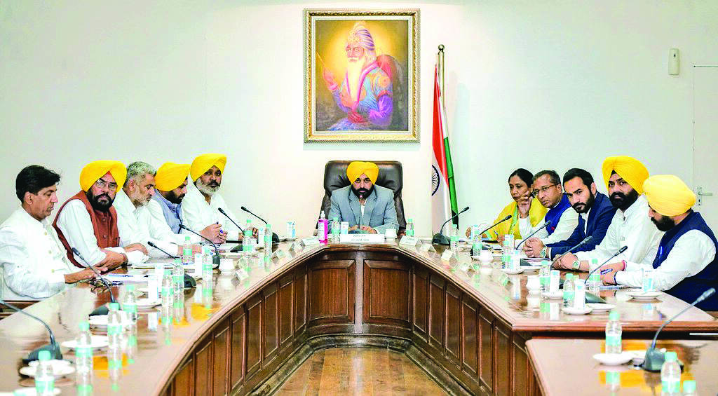 Mann distributes portfolios, keeps Home with himself Mann distributes portfolios, keeps Home with himself