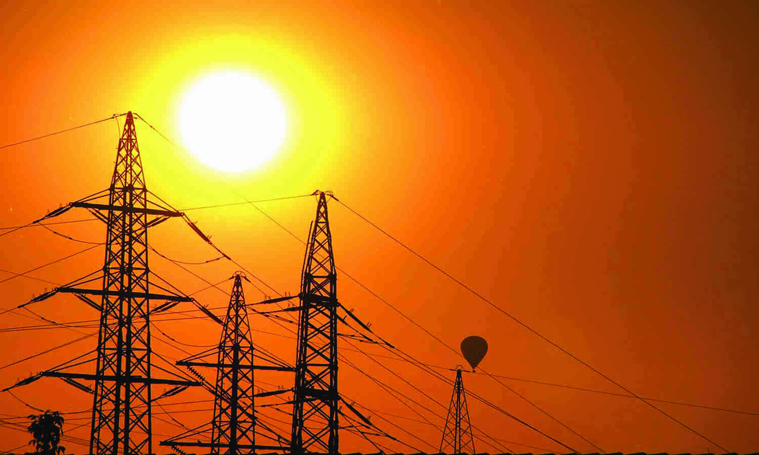 Discoms owe Rs 1 lakh cr to gencos till Feb: Power Min