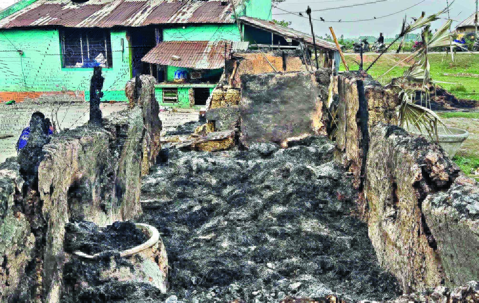 SIT probe ordered as 8 charred   to death in Birbhum district