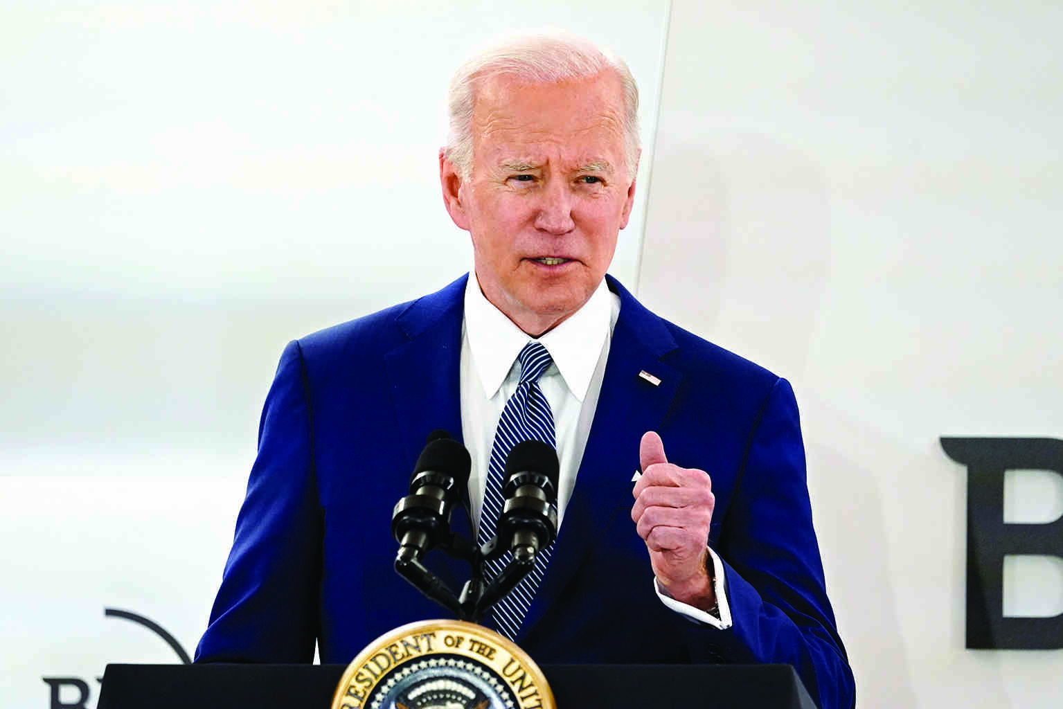 US Prez Biden seeks new sanctions, help for Ukrainians in Europe US Prez Biden seeks new sanctions, help for Ukrainians in Europe