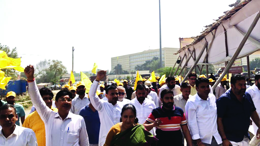 Traffic snarls on NH-48 over protests demanding separate Ahir regiment