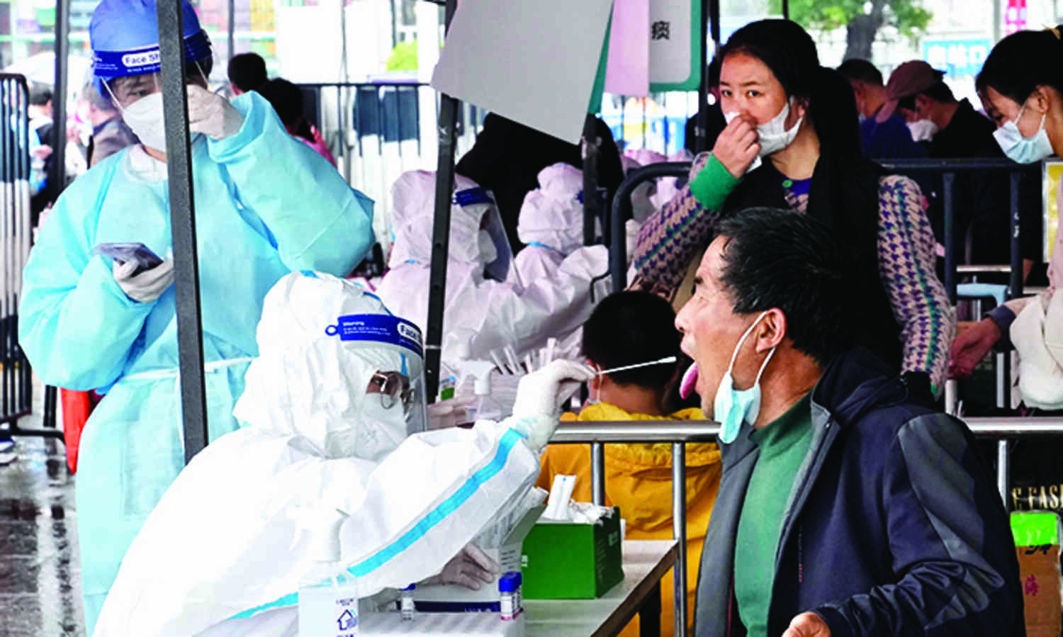 China continues severe and complex fight against COVID-19