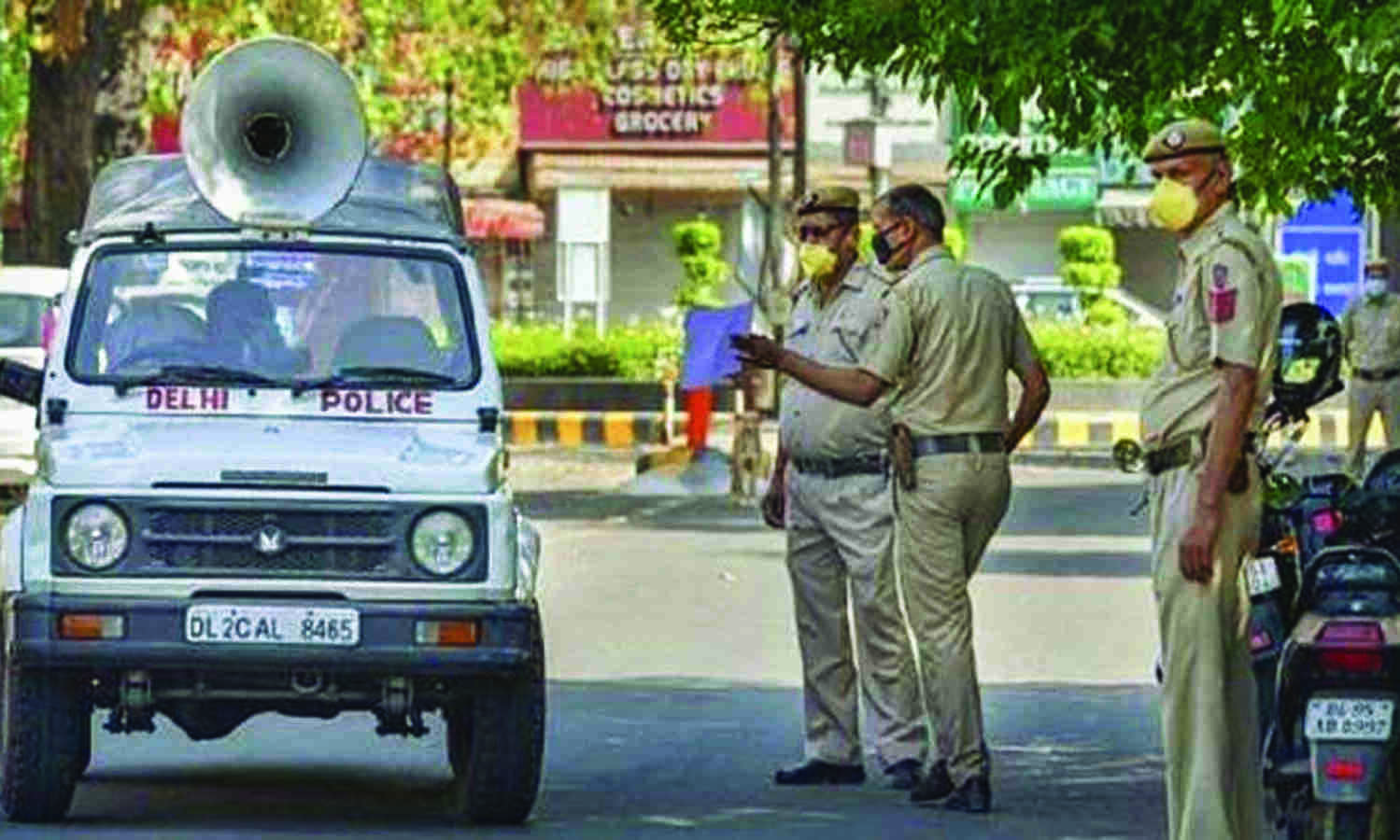 35-year-old woman raped and   beaten up by 2 men in E Delhi