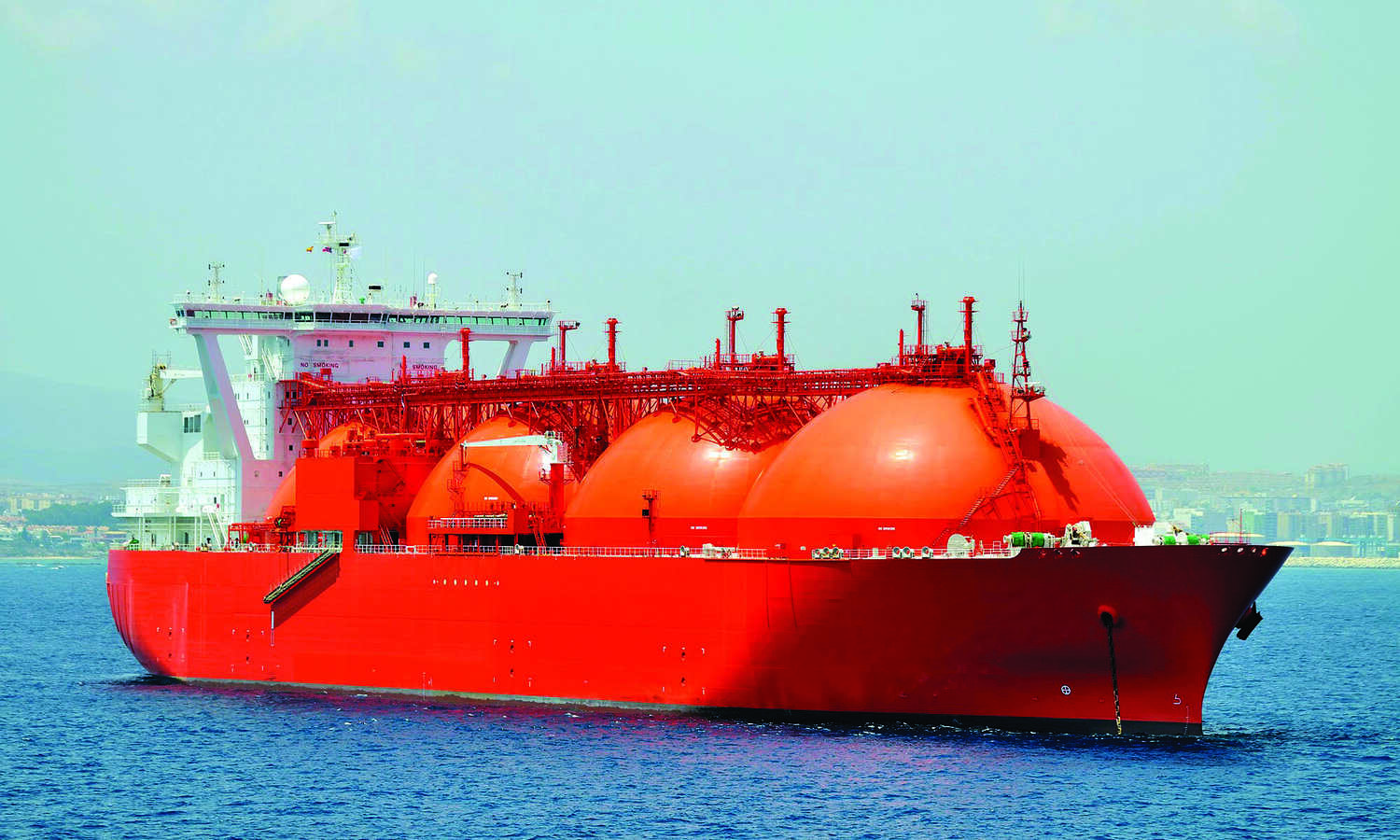 Gail continues to pay for LNG imports from Russia in dollar