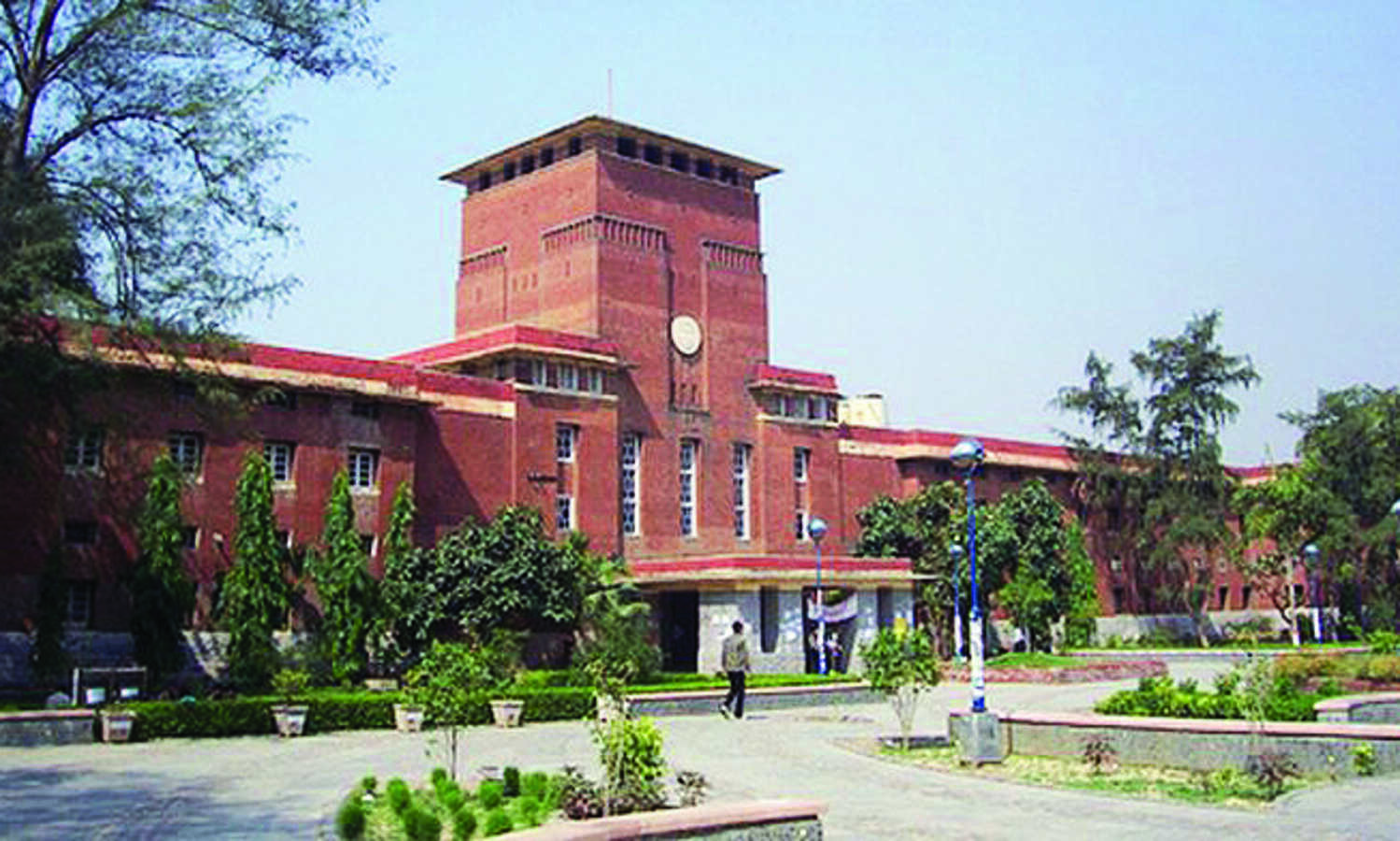 DU pupils accident: Delhi Police books driver of road roller