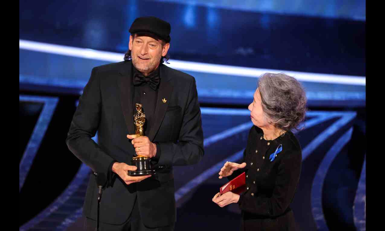 Troy Kotsur becomes second deaf actor to win Oscar trophy Troy Kotsur becomes second deaf actor to win Oscar trophy