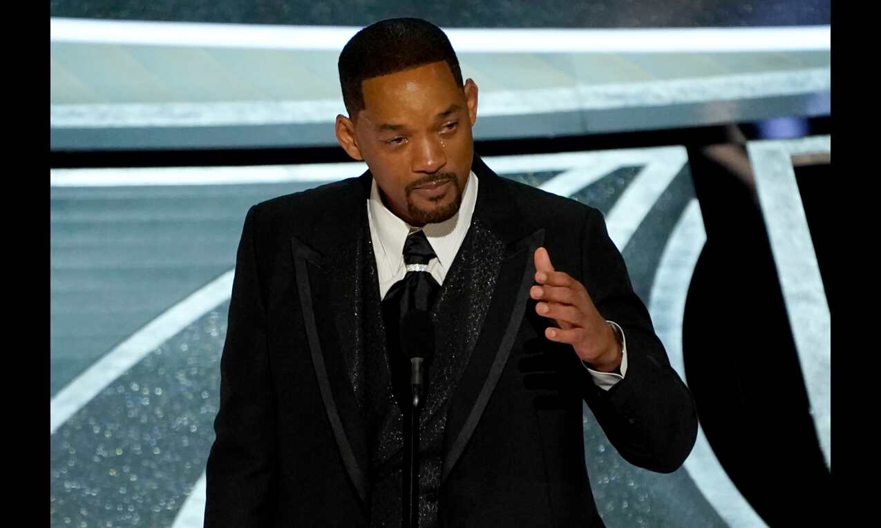 Will Smith publicly apologises to Chris Rock after infamous slap during Oscars Will Smith publicly apologises to Chris Rock after infamous slap during Oscars