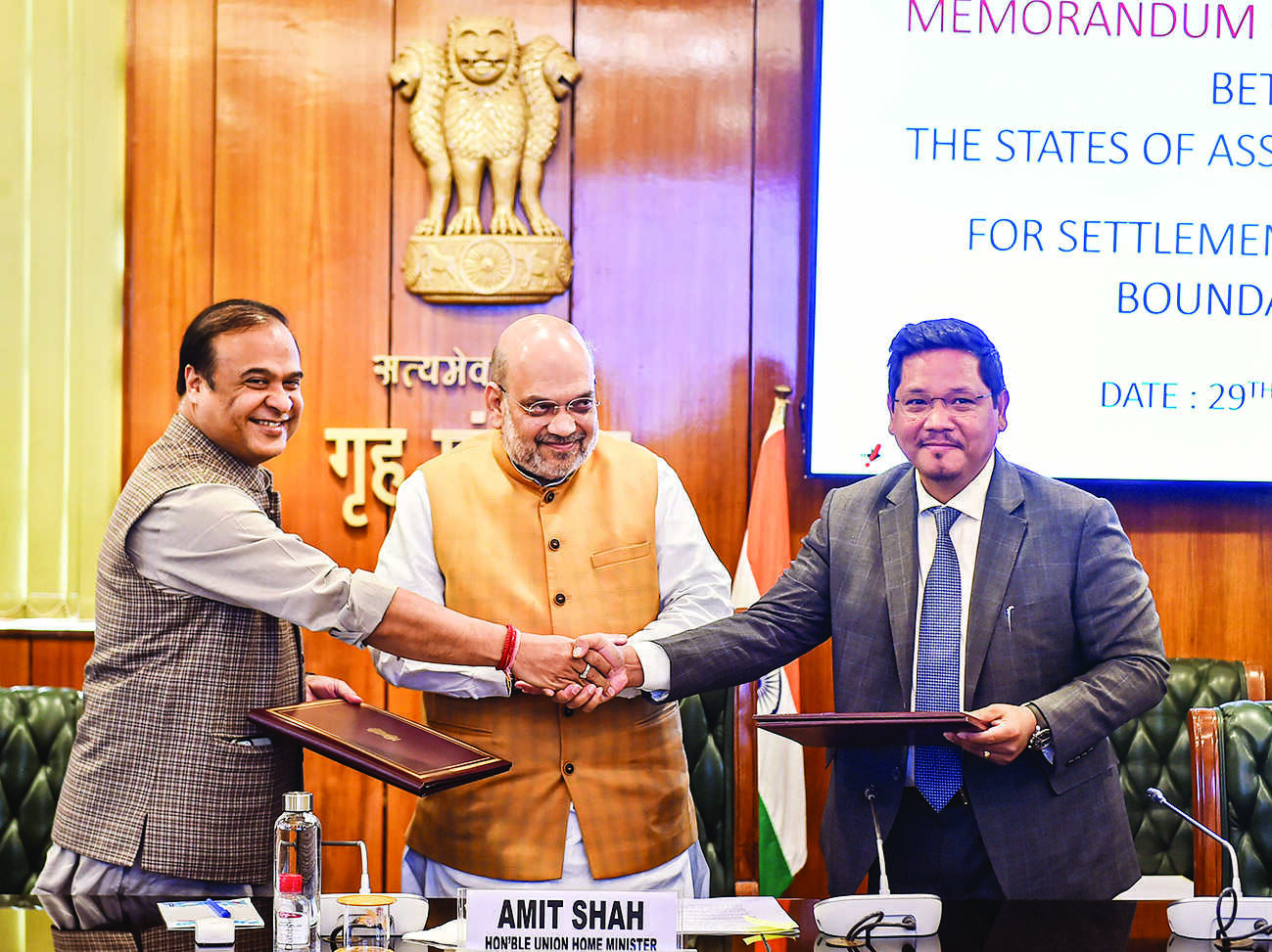 Assam-Meghalaya sign pact to end border dispute Assam-Meghalaya sign pact to end border dispute