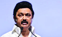 TN CM to visit Delhi govt school & Mohalla Clinic