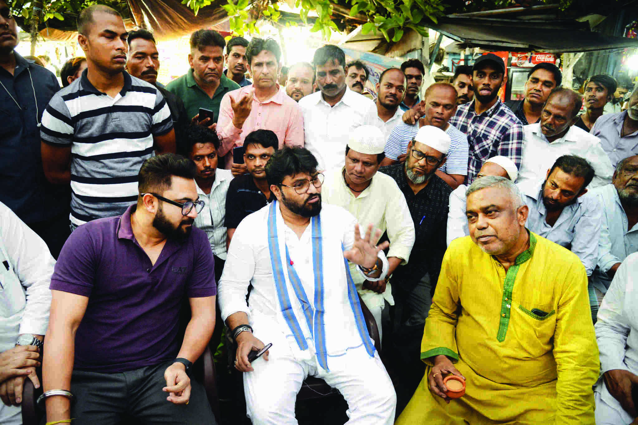 Abhishek Banerjee to campaign for Babul Supriyo & Shatrughan Sinha Abhishek Banerjee to campaign for Babul Supriyo & Shatrughan Sinha