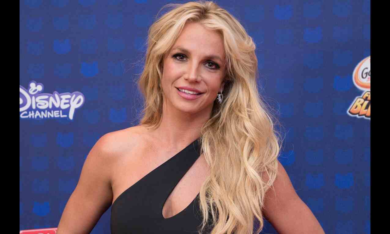 Britney Spears confirms writing a book in Instagram post, deletes later