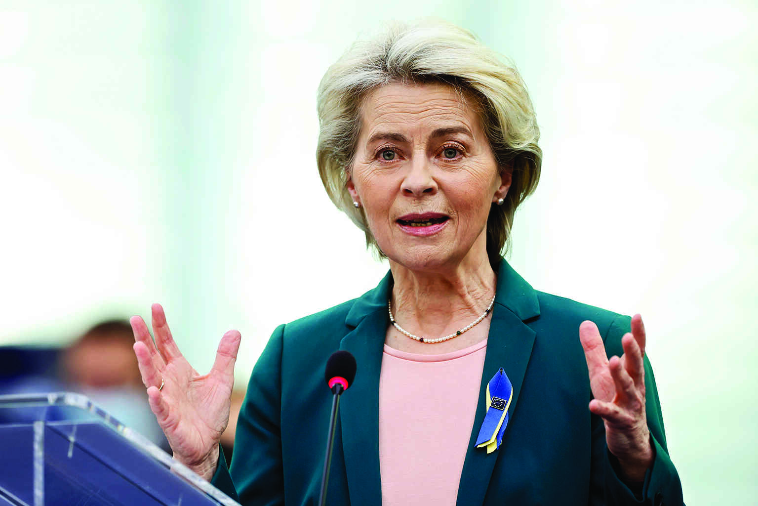 EU proposes Russian coal ban EU proposes Russian coal ban