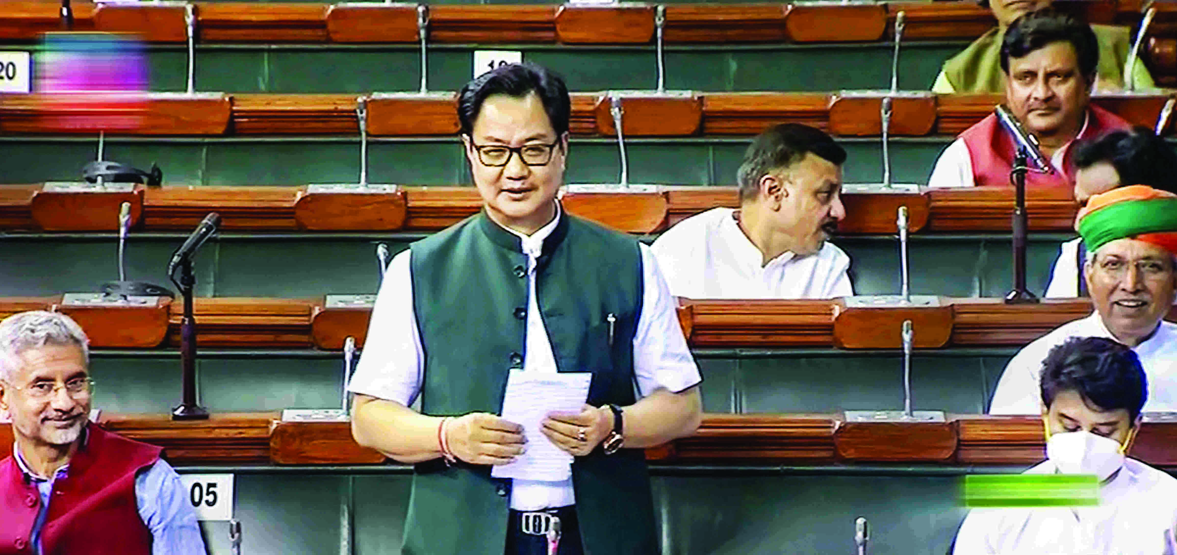 Oppn questions delay in Ukraine rescue ops Oppn questions delay in Ukraine rescue ops