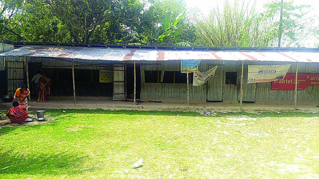Centres move to shut child labour schools in S Dinajpur leaves students, staff in lurch Centres move to shut child labour schools in S Dinajpur leaves students, staff in lurch