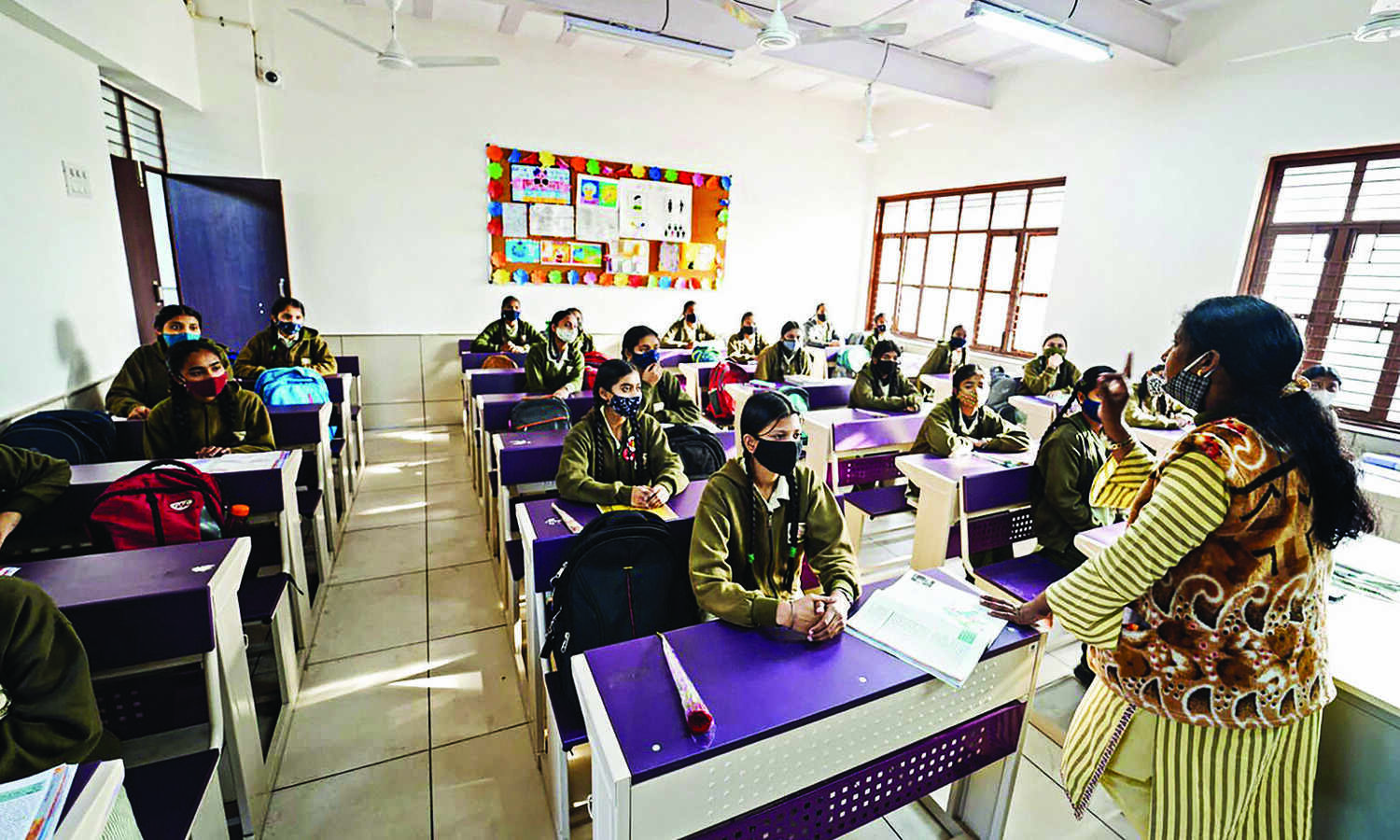 D0E & municipal schools will have to work together: Sisodia