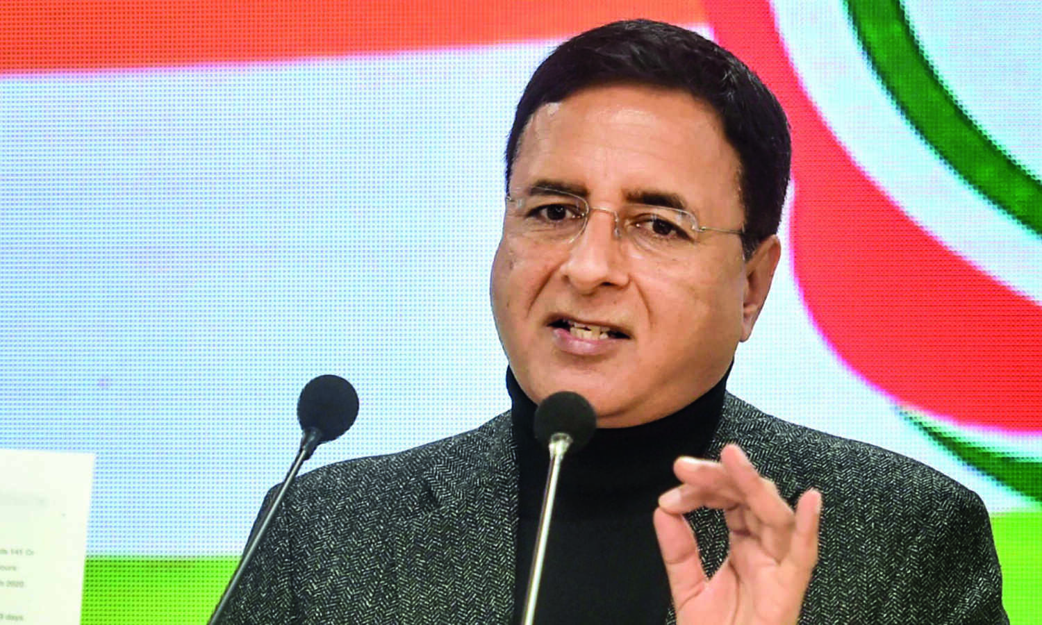 Restore air transit services for armed forces personnel: Cong