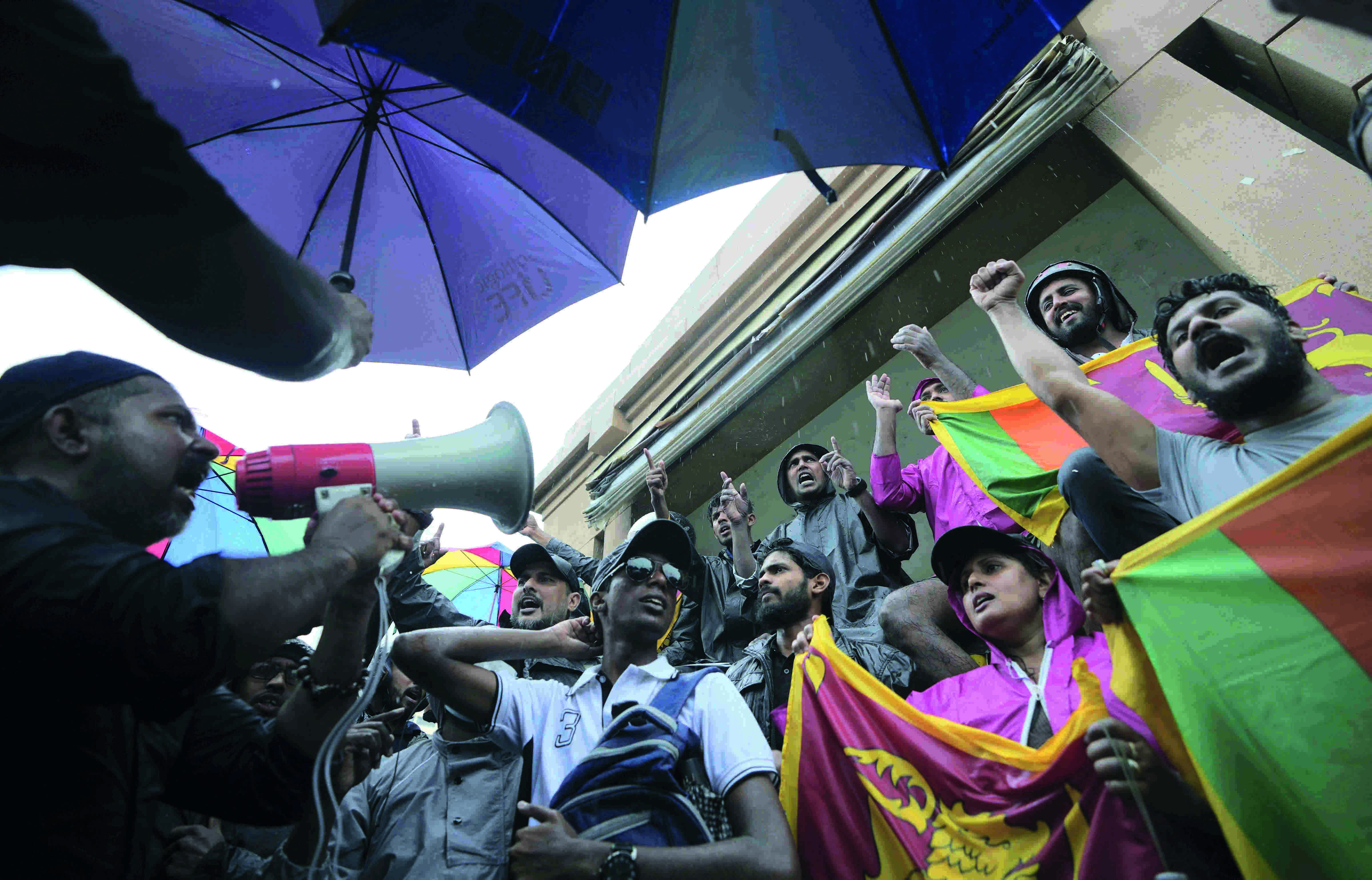Sri Lankan Prez Gotabaya Rajapaksa invites independent MPs to discuss economic crisis