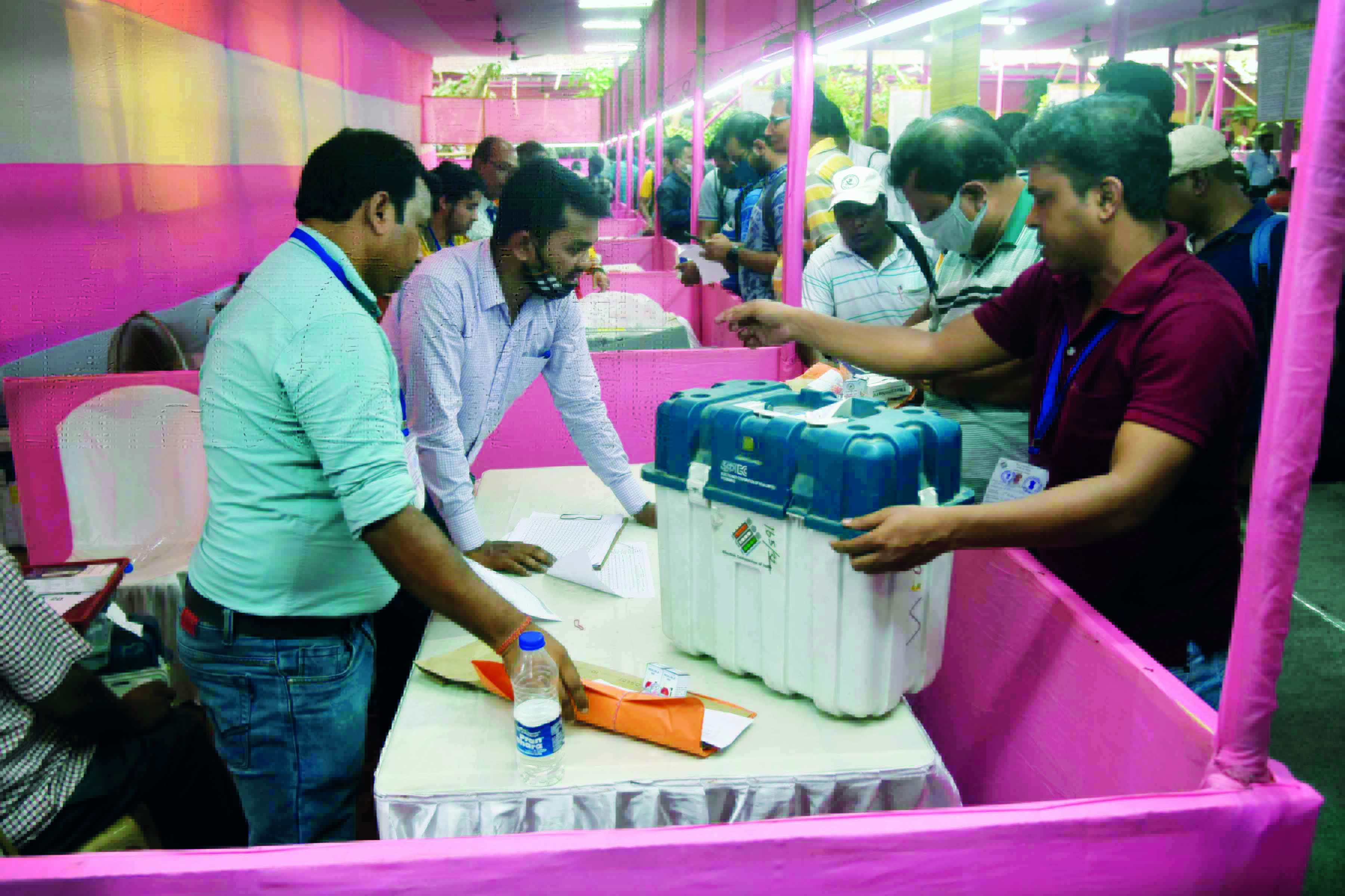 By-elections: Over 19.85L voters to decide fate of Asansol & Ballygunge candidates By-elections: Over 19.85L voters to decide fate of Asansol & Ballygunge candidates