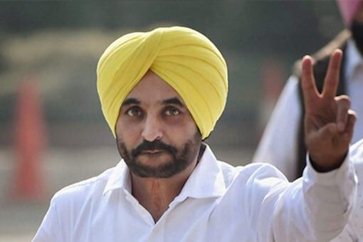 Punjab CM calls on President Kovind, Vice President Naidu Punjab CM calls on President Kovind, Vice President Naidu