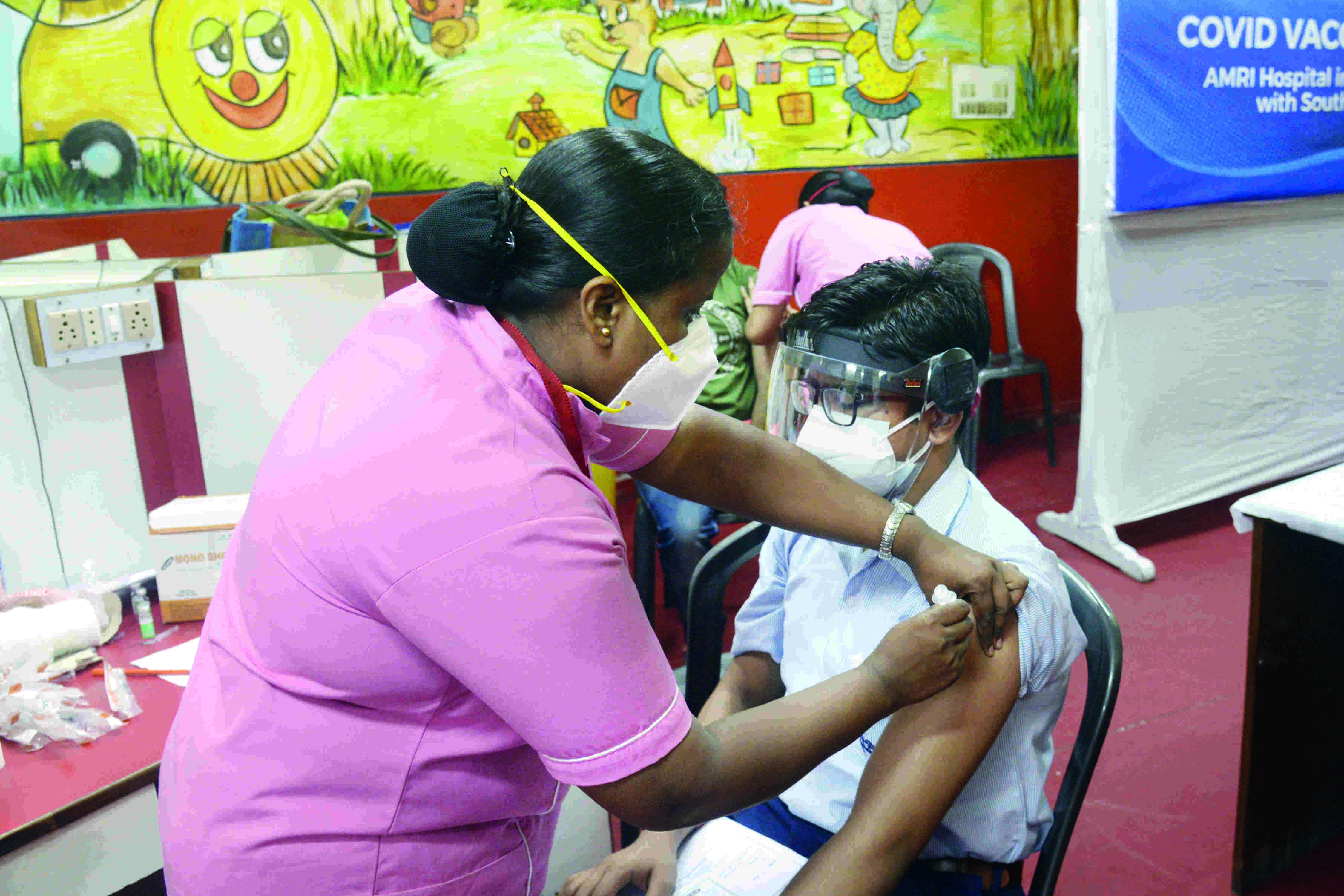 70% in 12-14 age group jabbed with first dose within 19 days 70% in 12-14 age group jabbed with first dose within 19 days