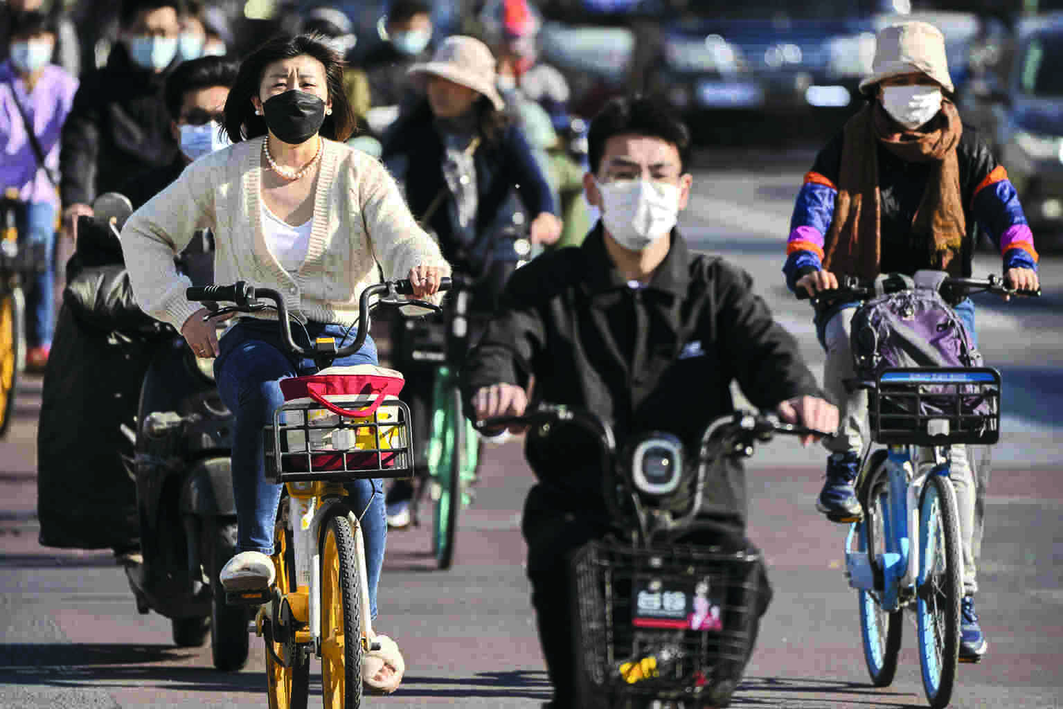 COVID-19 cases continue to surge record high in Shanghai