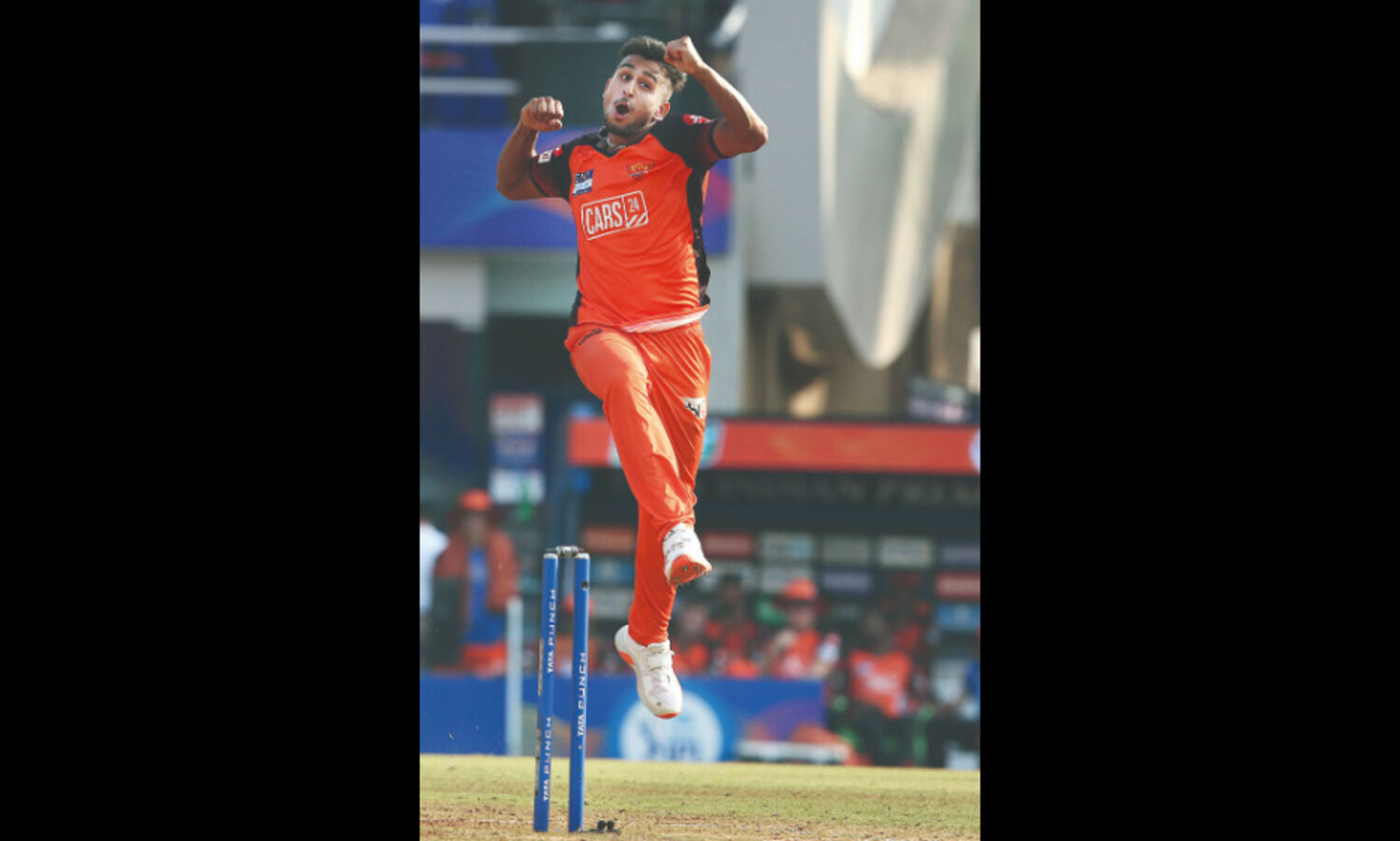 Maliks final-over heroics seal fourth win on trot for SRH