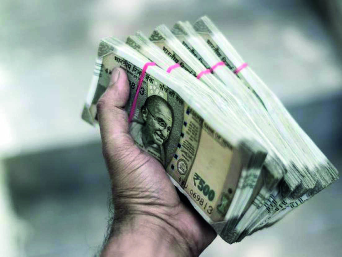 FPIs turn net sellers again, pull out over `4,500 cr from stocks last week FPIs turn net sellers again, pull out over `4,500 cr from stocks last week