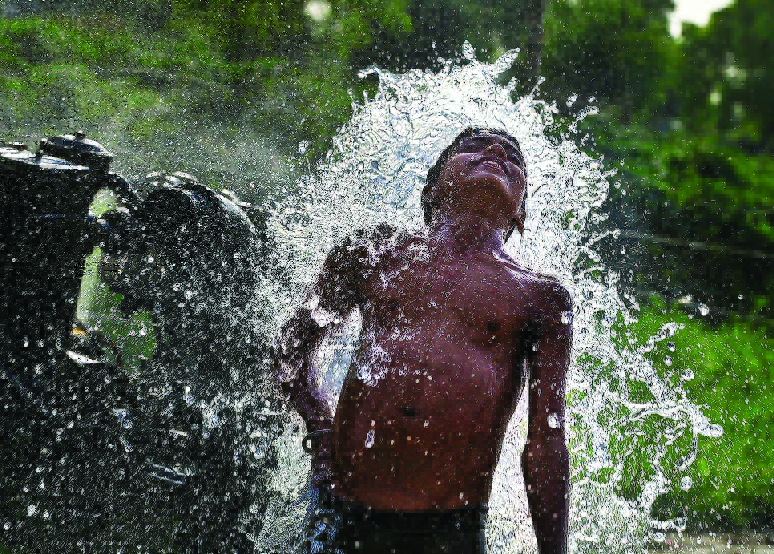 Mercury touches 43 deg C, power demand at new April-high Mercury touches 43 deg C, power demand at new April-high