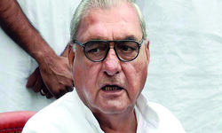 Set up college in memory of Guru Tegh Bahadur to serve poor: Hooda Set up college in memory of Guru Tegh Bahadur to serve poor: Hooda