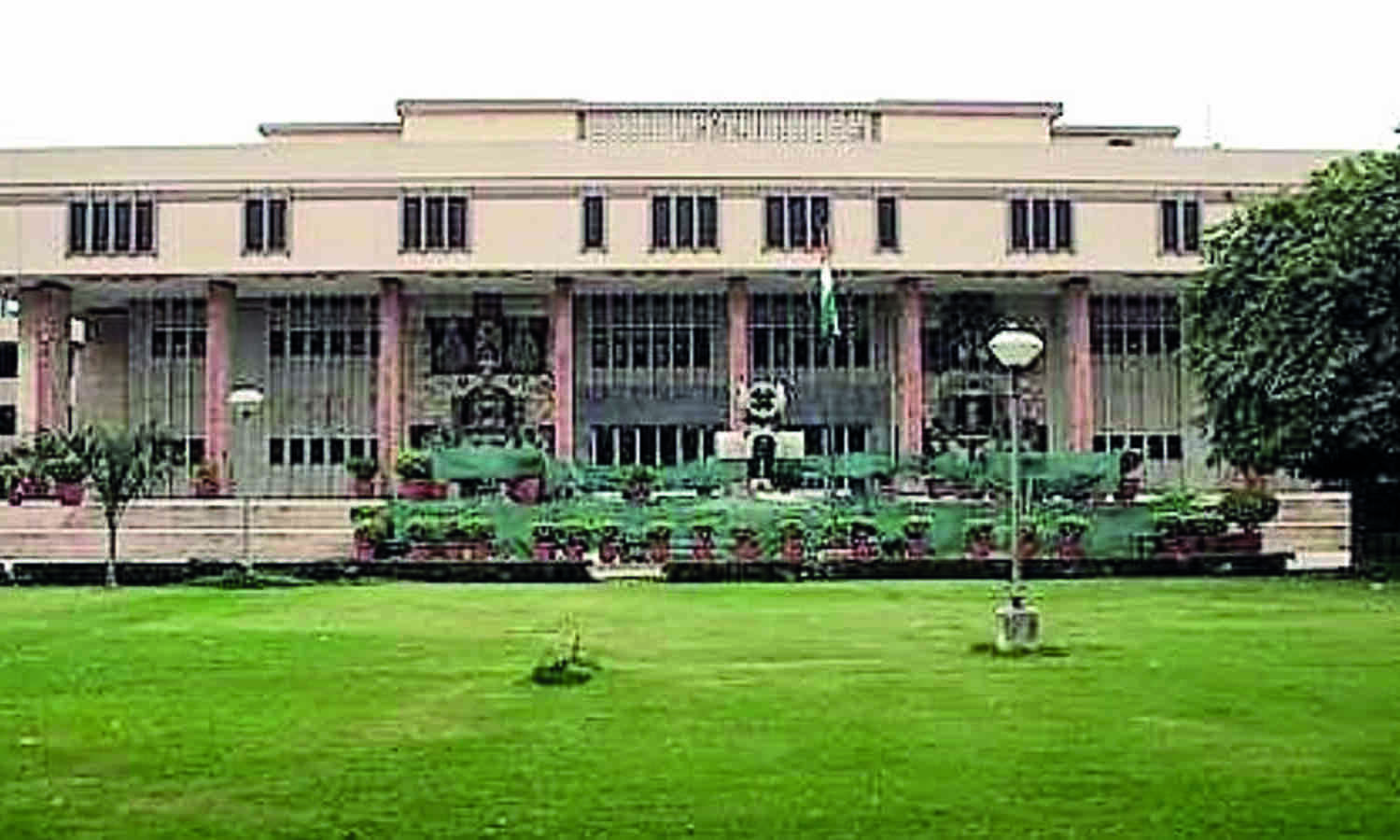 Police booths required by public, a necessity