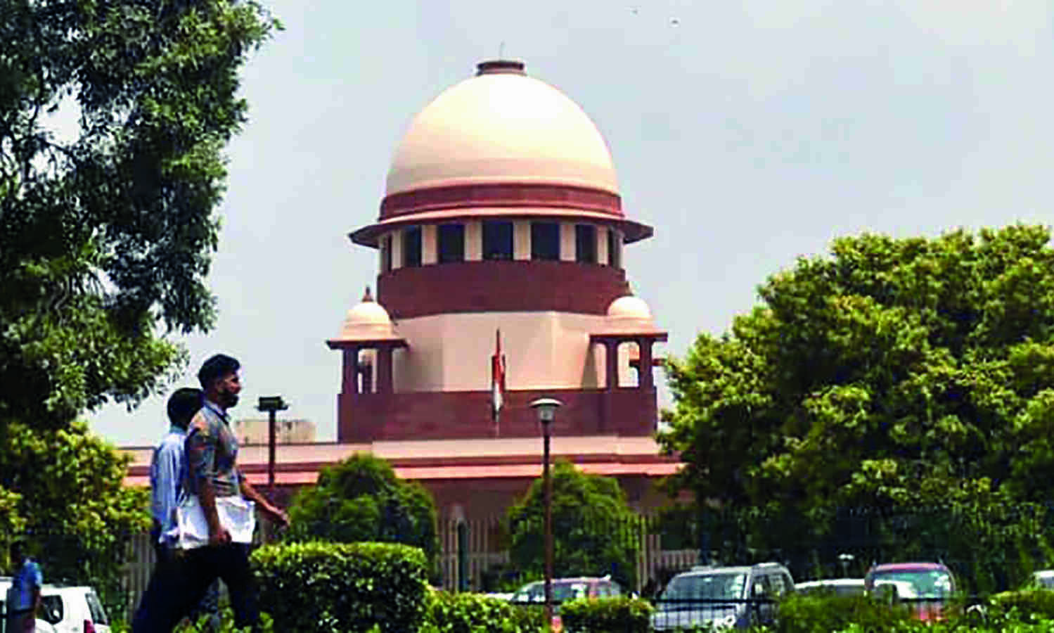 Deal with them  humanely: SC  stays razing of Sarojini jhuggis