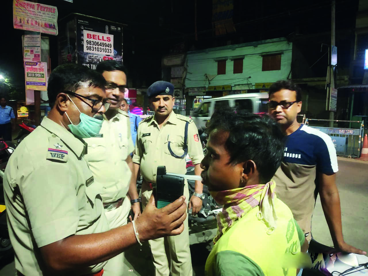 Balurghat: Drive against drunken driving intensified Balurghat: Drive against drunken driving intensified