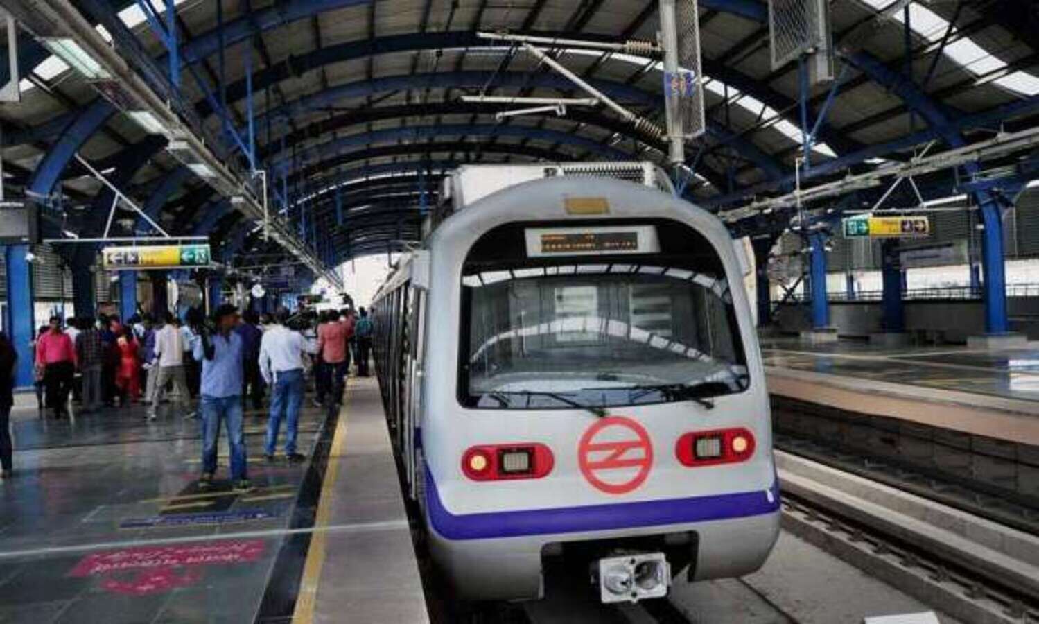 Power supply to Metro trains, hospitals could be interrupted due to coal shortage: Delhi govt