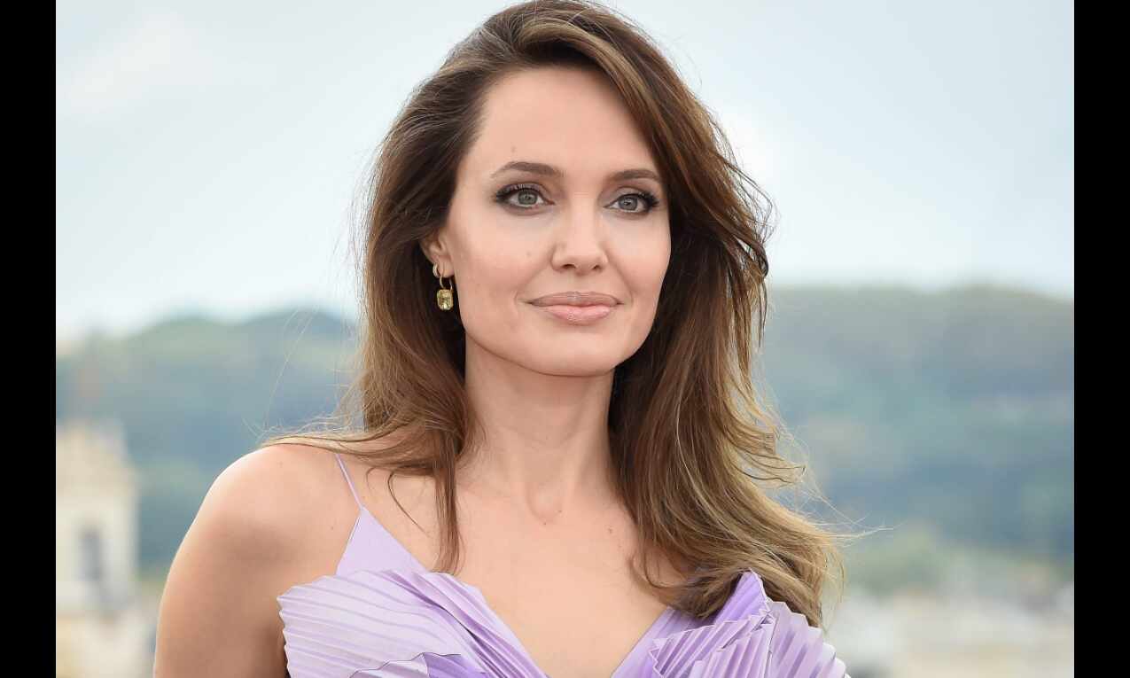 Angelina Jolie makes surprise Ukraine visit, meets children