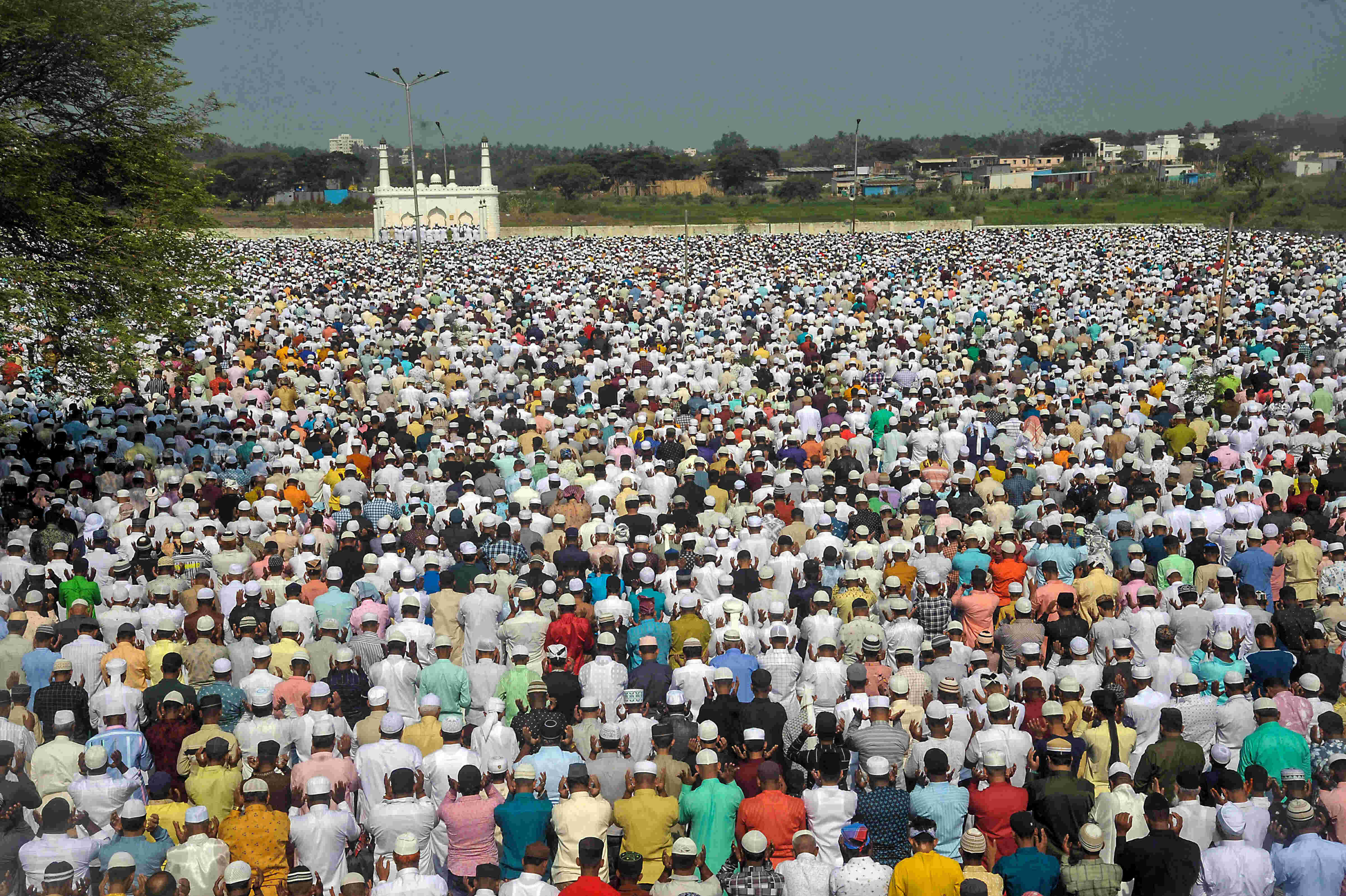 After a gap of two years, Bihar celebrates Eid with abandon After a gap of two years, Bihar celebrates Eid with abandon