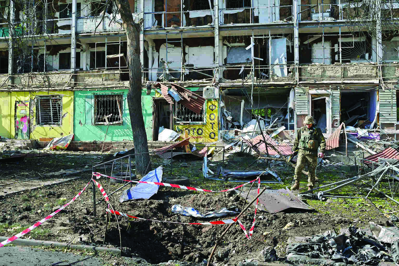 Ukraine repels Russian attacks; Mariupol plant battle rages