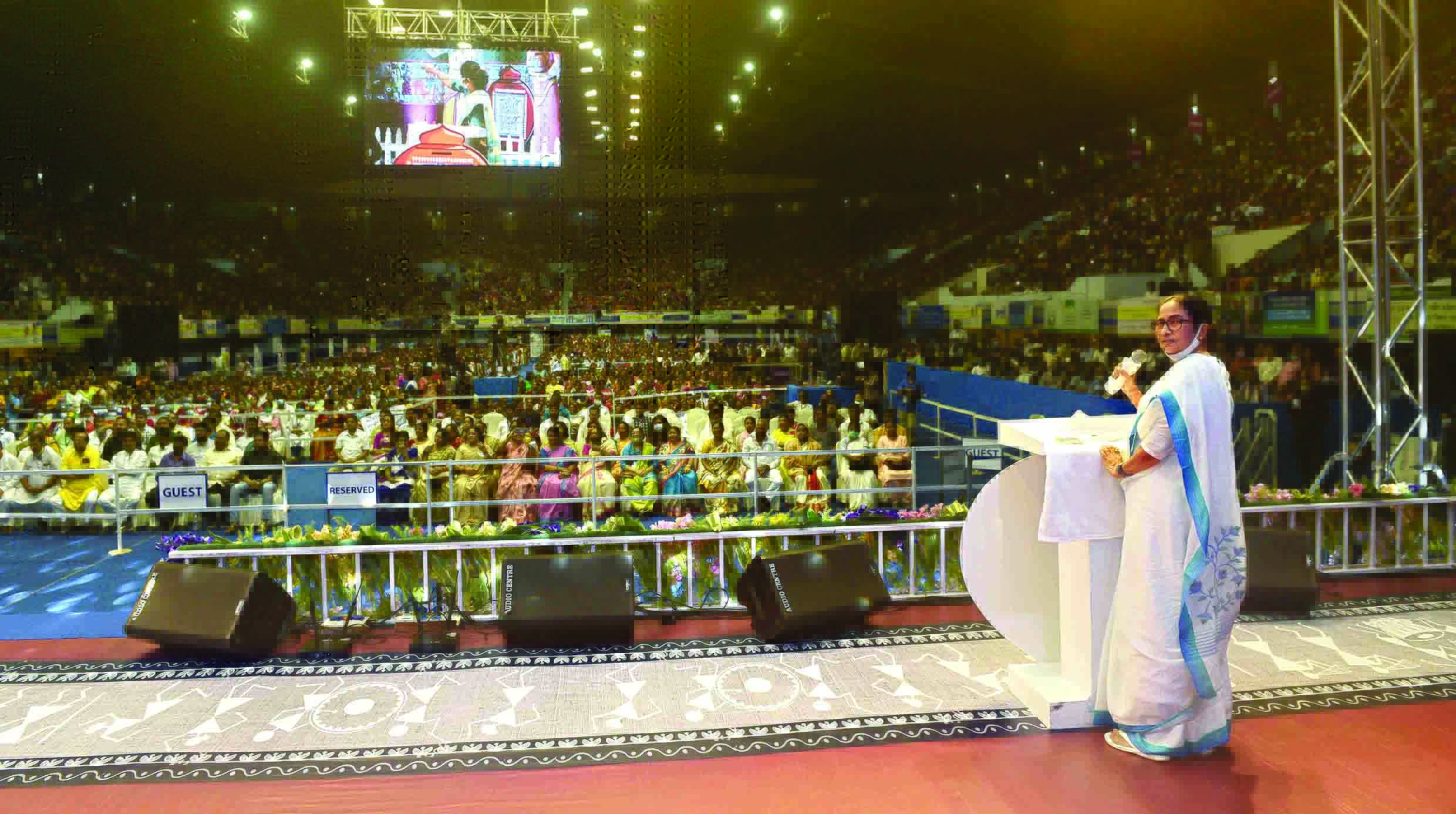 Bengal much better than other states: Mamata Bengal much better than other states: Mamata