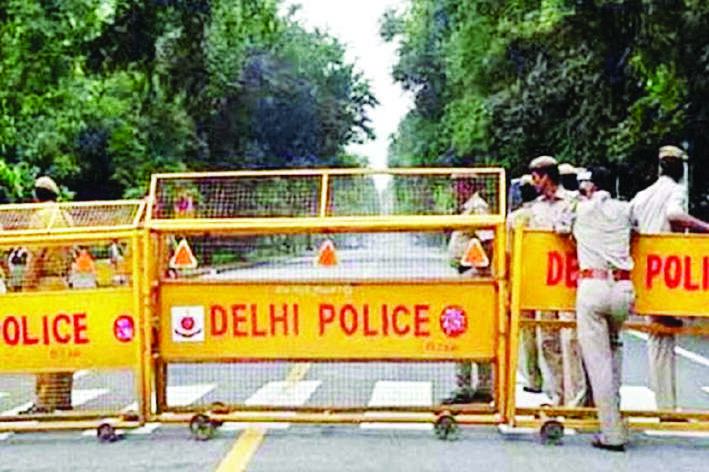 Three held, 37 detained after scuffle between groups from different communities in Delhi Three held, 37 detained after scuffle between groups from different communities in Delhi