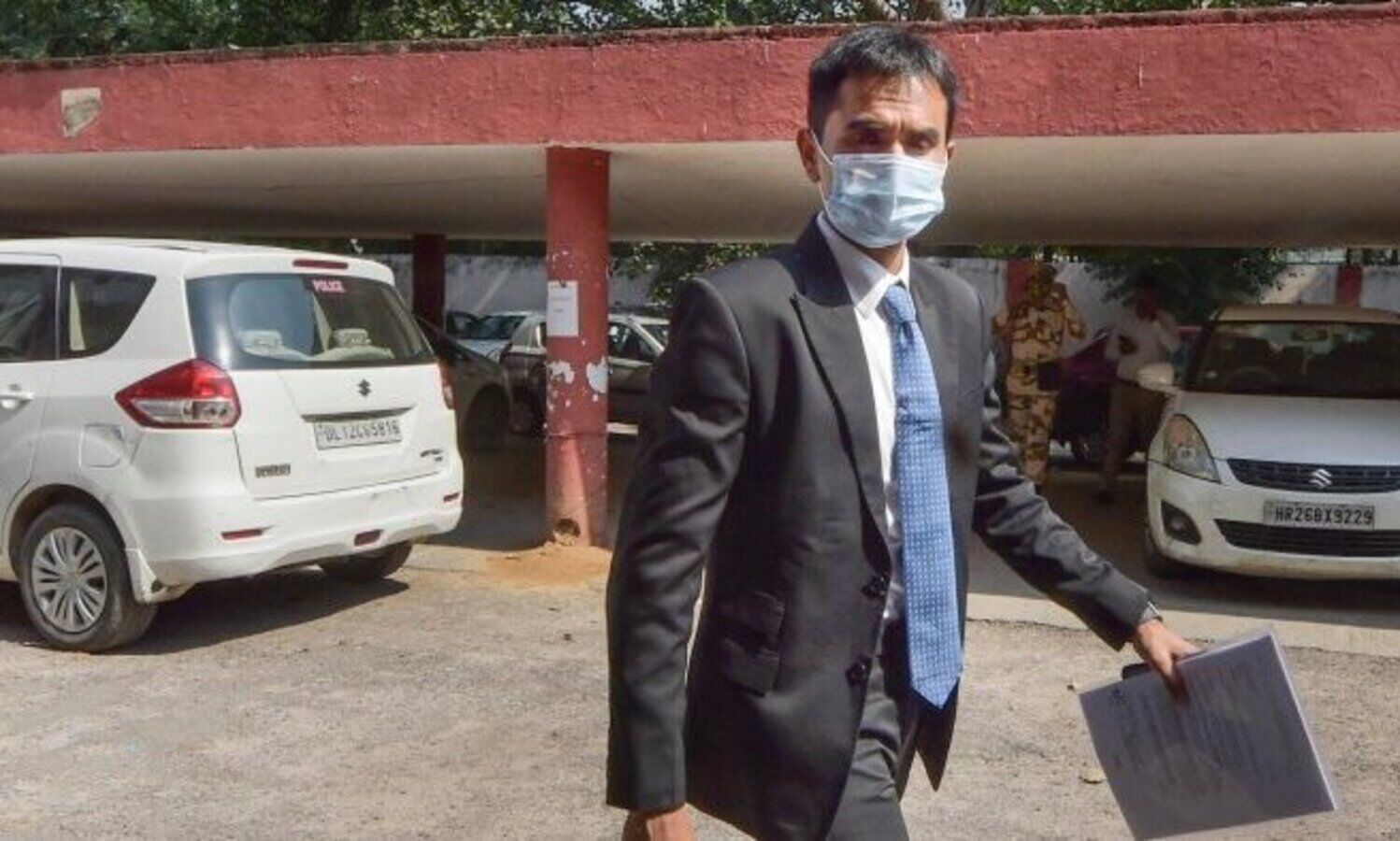 NCBs ex-zonal director Wankhede moves HC against show-cause notice over caste certificate