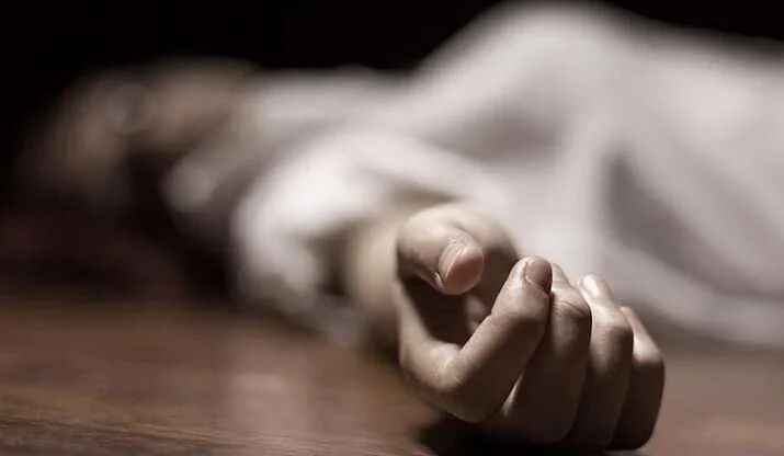 Chhattisgarh: Couple kills self after poisoning their two children at lodge