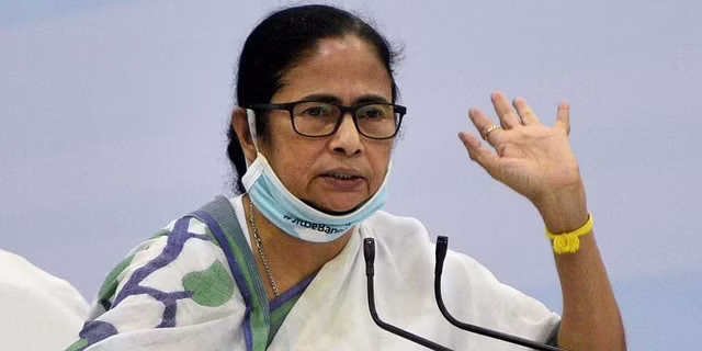 Mamata accuses Centre of tormenting people by raising fuel, cooking gas prices