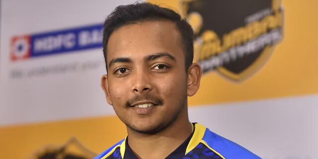 Prithvi Shaw admitted to Mumbai hospital due to high fever, COVID tests are negative