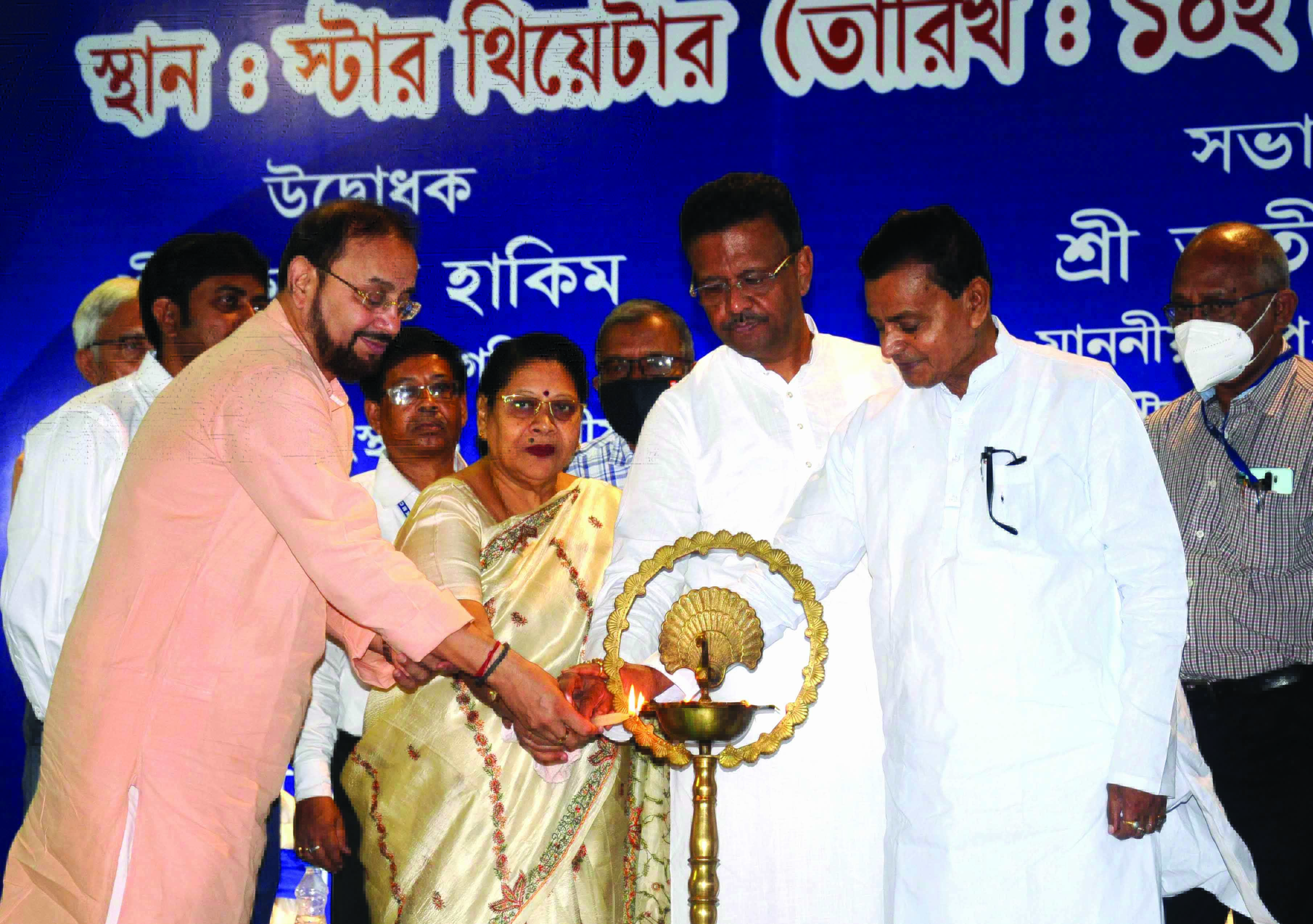 Without cooperation of peoples representatives, no govt scheme can be successful, says Hakim