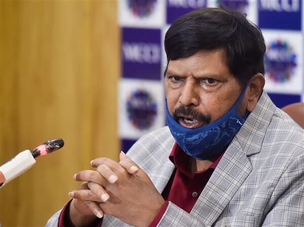 Navneet Rana is Dalit, MVA govt acted with political vendetta: Athawale