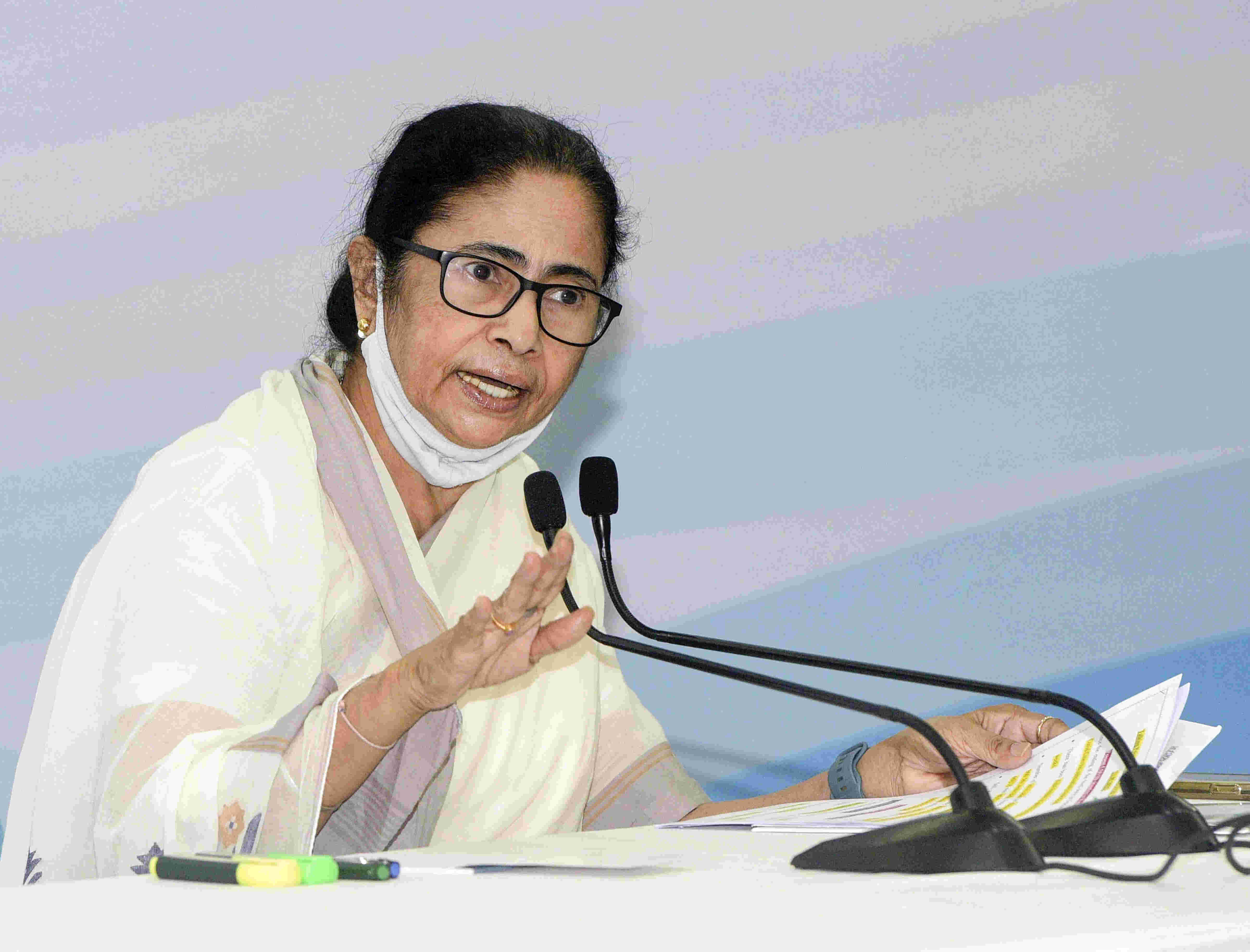 Bengal CM to hold meeting with senior officers on Covid situation Bengal CM to hold meeting with senior officers on Covid situation