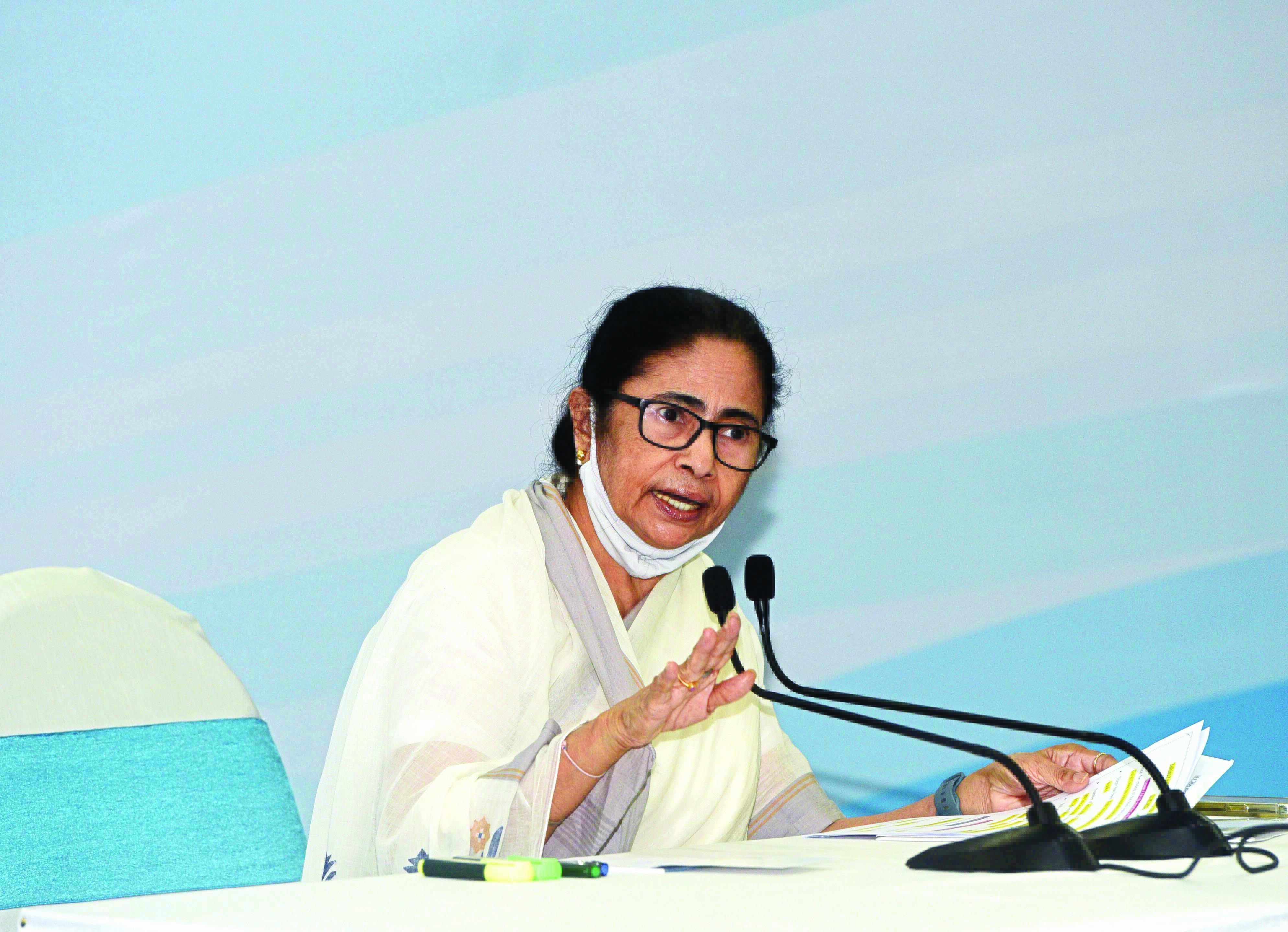 Stern action against hosps refusing treatment under Swasthya Sathi: CM Stern action against hosps refusing treatment under Swasthya Sathi: CM